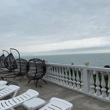 White House Chakvi Hotel Kültér fotó