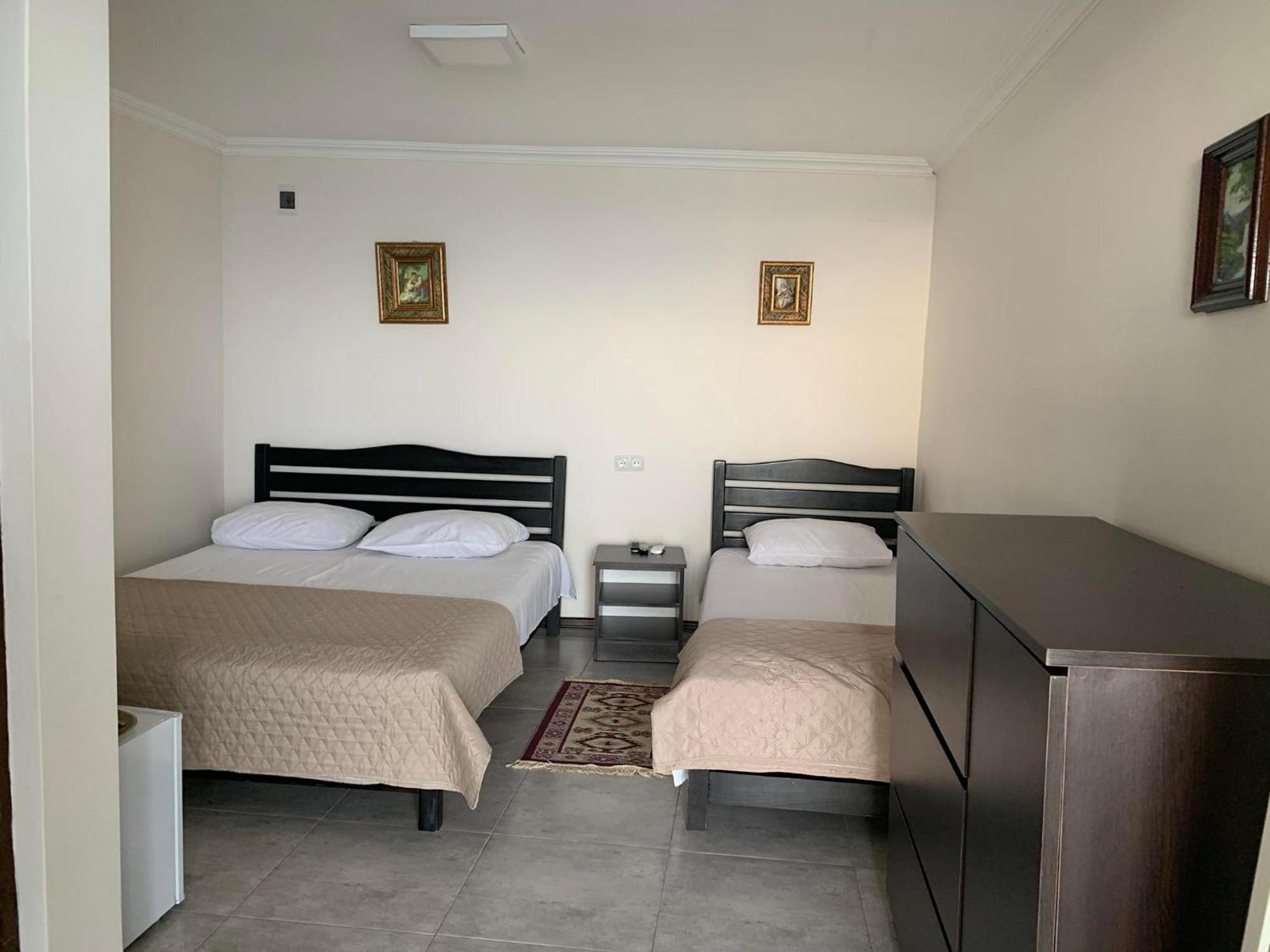White House Chakvi Hotel Kültér fotó